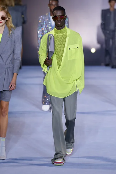 Look 44